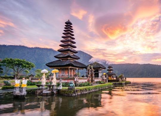 Балі відкривається для туристів з України: умови в'їзду
