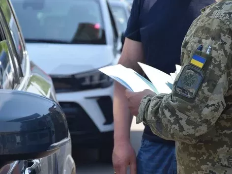 Border crossing: another category of persons liable for military service will be released from Ukraine