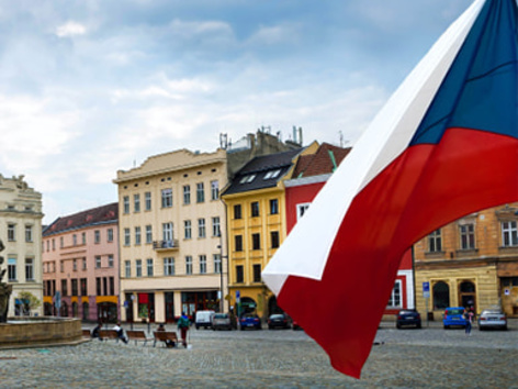Украинские беженцы в Чехии потеряли право на бесплатное медицинское страхование