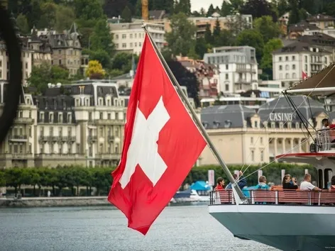 Switzerland plans to ban asylum seekers from traveling abroad, but will make an exception for Ukrainians