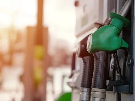A new type of fuel has appeared at Polish gas stations. What are the advantages and who can use it?