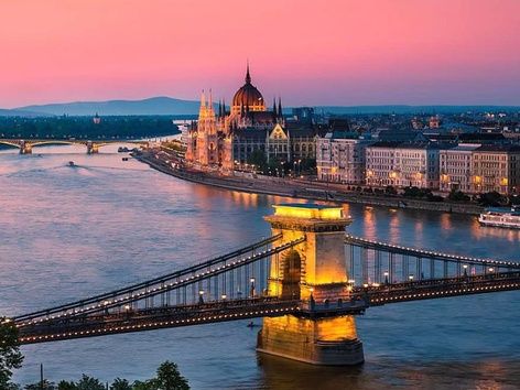 How to get from Ukraine to Hungary: convenient routes, rules of entry and obtaining temporary protection