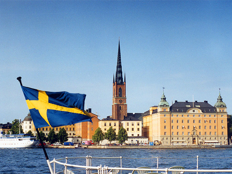 Where and how to exchange cash hryvnias in Sweden?