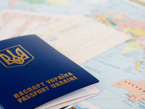 Консульство України в Гданську відновило прийом документів на оформлення закордонних паспортів