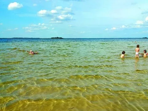 A partire dal 12 giugno, ci sarà un costo d'ingresso per i Laghi di Shatsk, ma non per tutti: cosa cambierà per i turisti