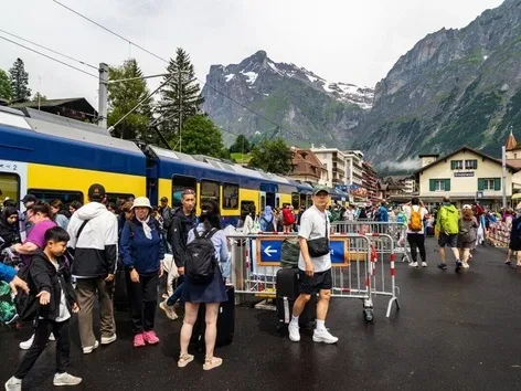 Wo man 2026 nicht hingehen sollte: Fodor's nennt 8 touristisch überlaufene Ziele