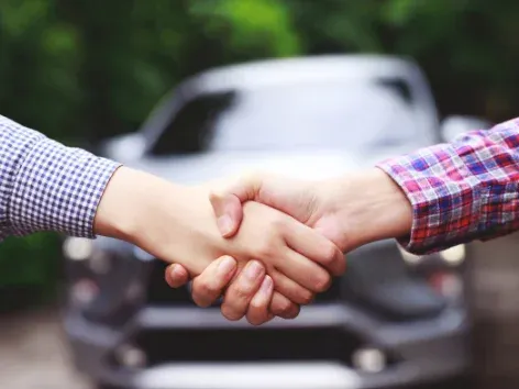 Mini-Hull or motor insurance: how do they differ and which should a driver choose?