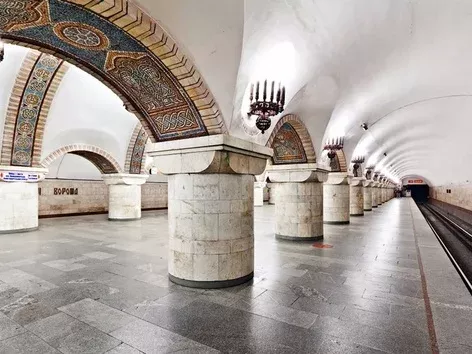 В киевском метро заработали информационные стойки для пассажиров: как воспользоваться