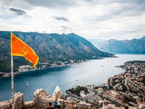 Коли українцям потрібна віза до Чорногорії і як її отримати?