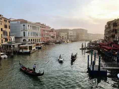 Венеция вводит плату за въезд: сколько придется платить туристам