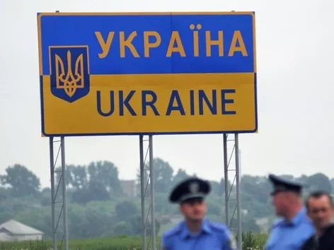 Правила въезда в Украину: перечень документов для украинцев и иностранцев