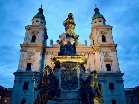 В целях экономии: в Европе откажутся от подсветки памятников ночью