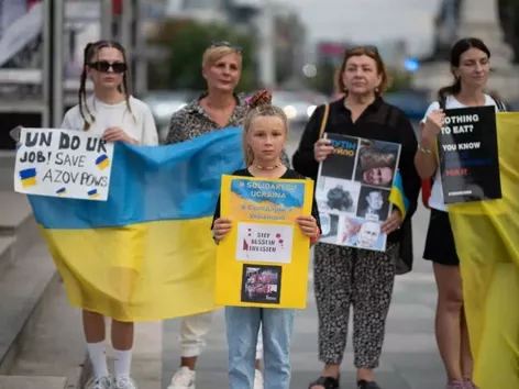 Les Ukrainiens en Roumanie verront-ils leurs années de protection temporaire comptées pour la résidence permanente et la citoyenneté : une initiative pour les réfugiés