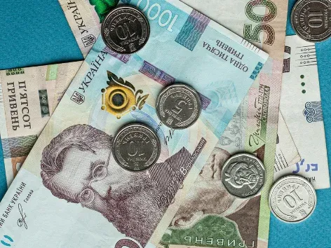 Sono iniziati i pagamenti di 1.500 UAH per i gruppi vulnerabili in Ucraina: chi può fare domanda