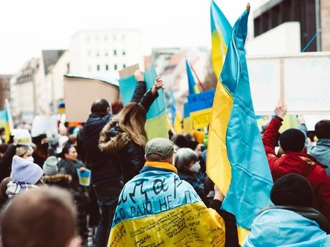Восстановление Украины, международная помощь, восстановление статуса ядерного государства: новый опрос среди украинцев