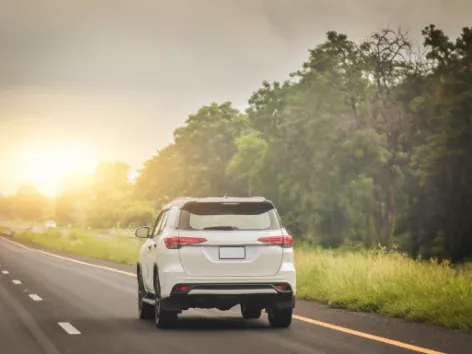 Welche Dokumente sind erforderlich, um mit dem Auto ins Ausland zu reisen?