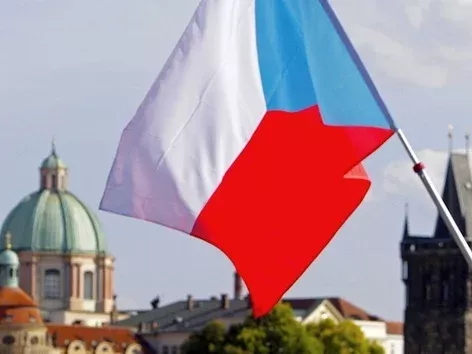 Czech government sets new condition for Ukrainians to extend temporary protection