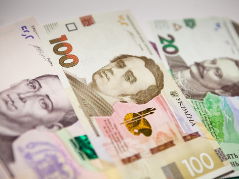 Useful information about the exchange of hryvnia in cash abroad