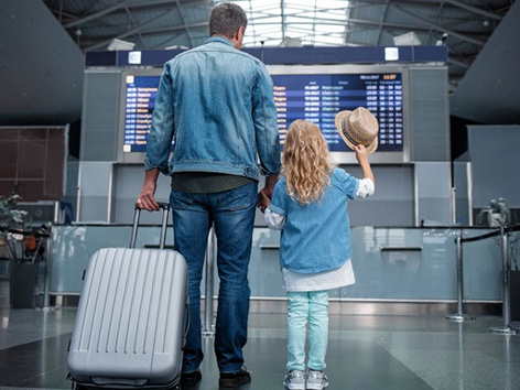 How can Ukrainians travel abroad with a child? Rules and prohibitions