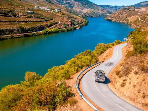 Traffic rules, fines and toll roads in Portugal: important nuances for drivers
