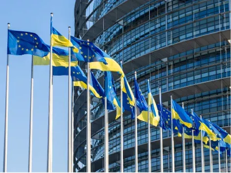European Commission proposes to extend transport visa-free travel with Ukraine, but with changes