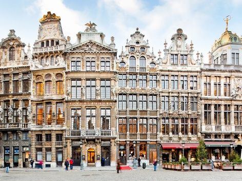 Card A, or temporary protection in Belgium: how to extend the validity period and financial assistance